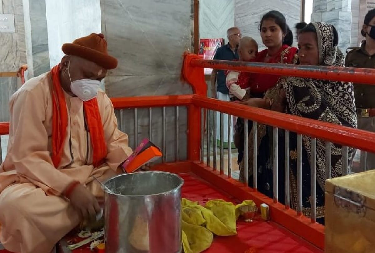 People not going to Gorakhnath temple due to corona