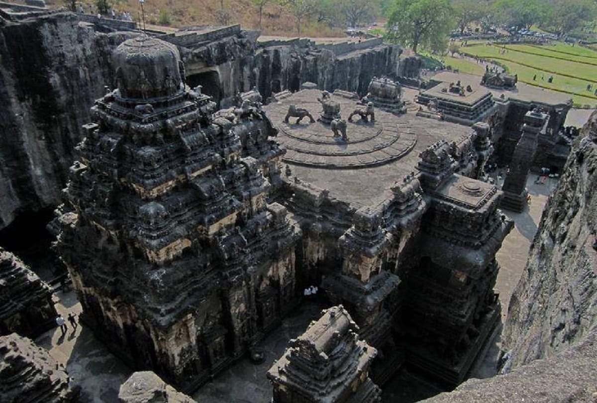 know about kailash temple in ellora which is largest rock cut hindu temple