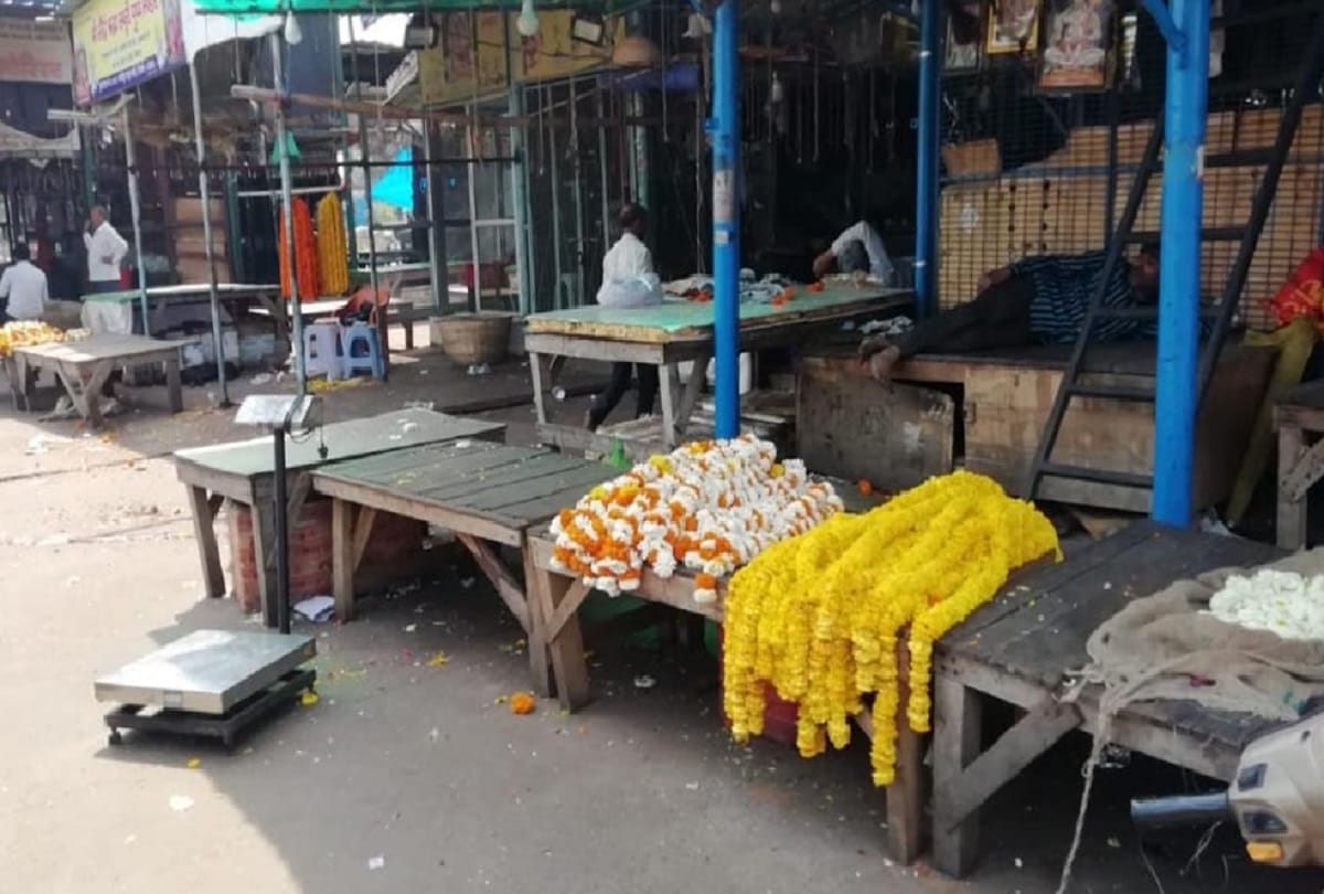in preparation of janta curfew Silence from market to streets in Delhi