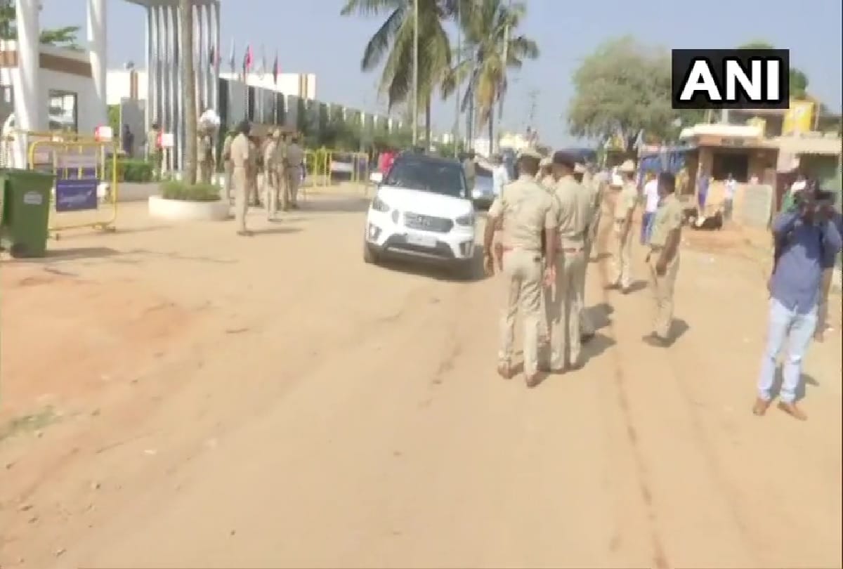 Madhya Pradesh Live: Shivraj Singh Chauhan Kamal Nath BJP Congress Rebel MLAs Digviajay Jyotiraditya Scindia