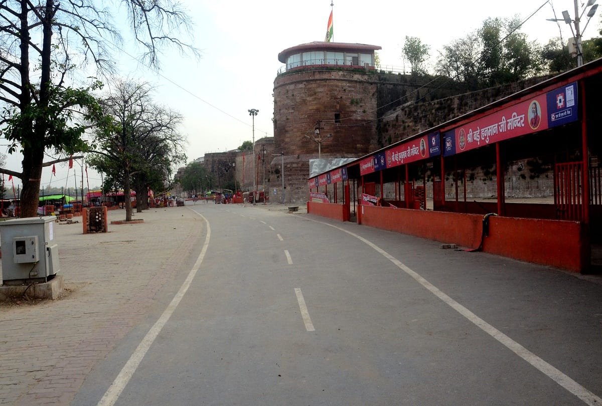 Janata curfew on the streets of Sangamnagar just a day before