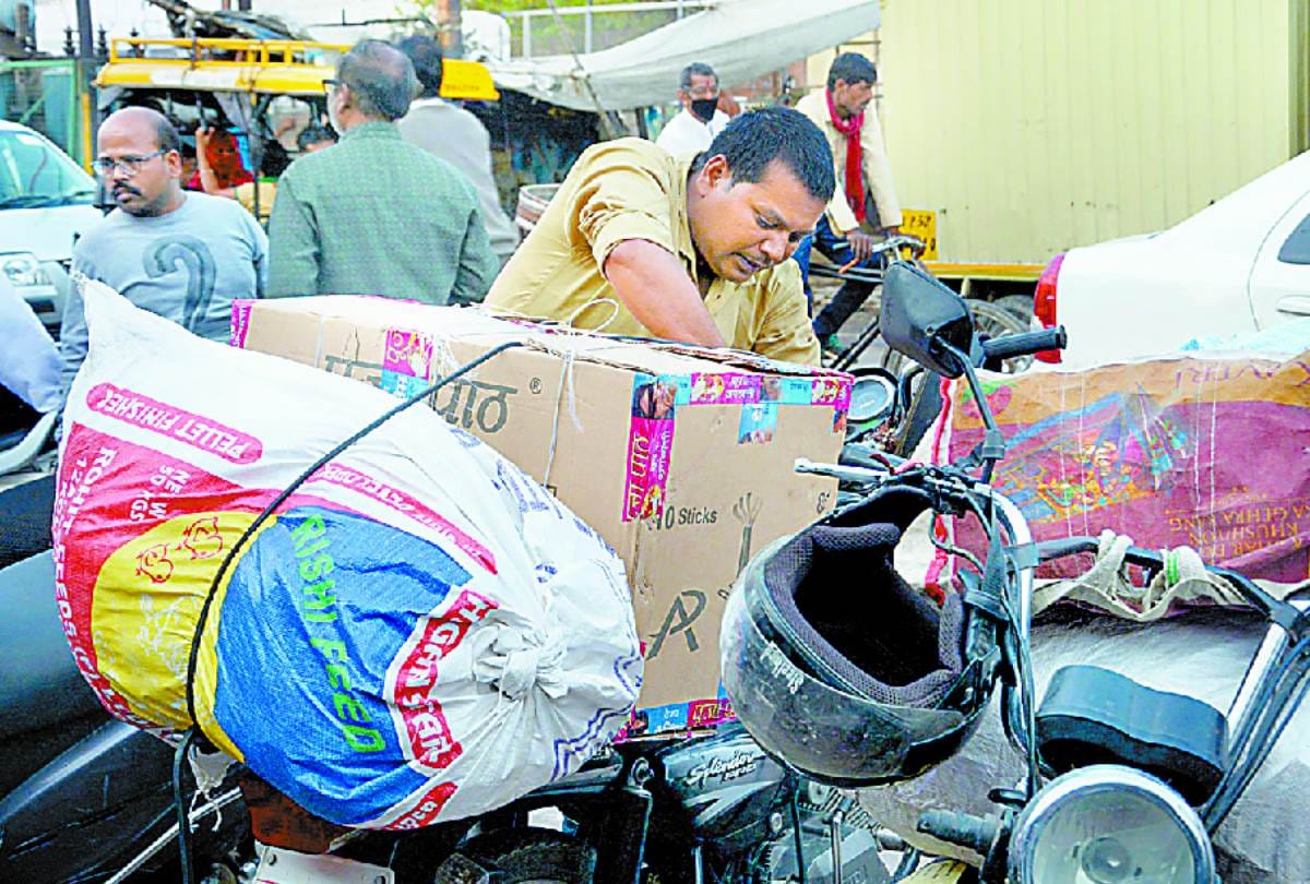 CoronaVirus Update In India: rate of vegetables hiked in lucknow