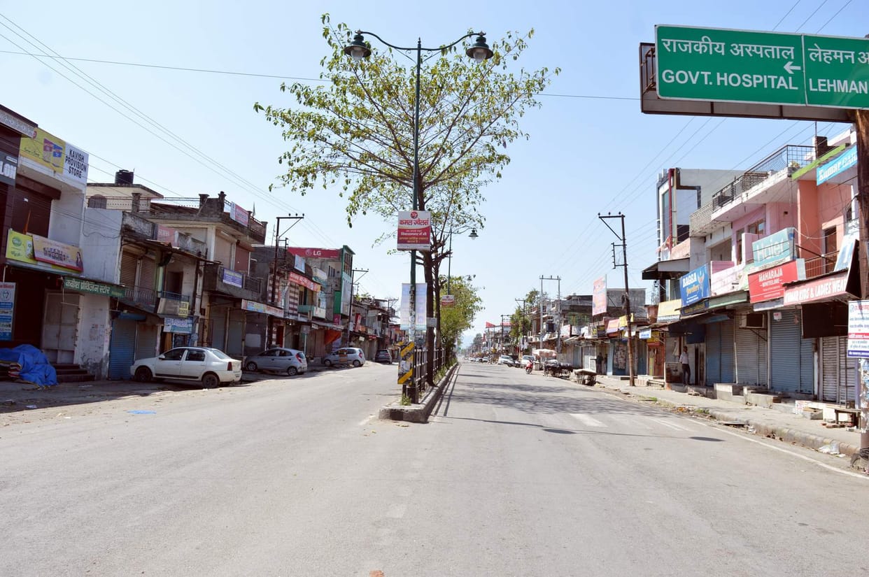 Janata curfew: silence prevailing in markets, border also sealed