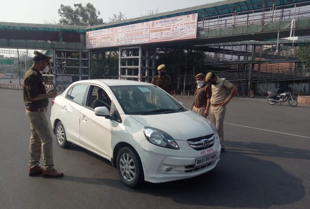 People are following janata curfew in Uttar Pradesh.