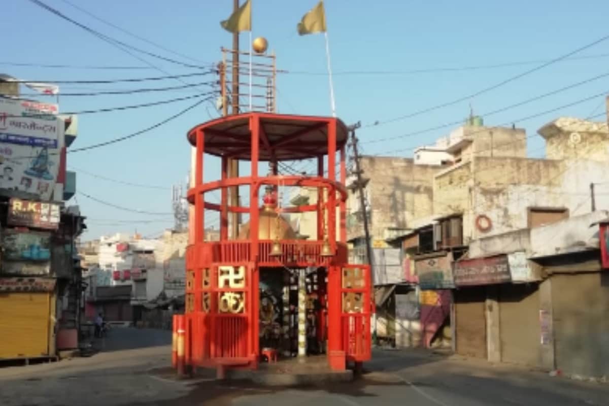,janta curfew: doors of religious places are closed in support of in western up for coronavirus
