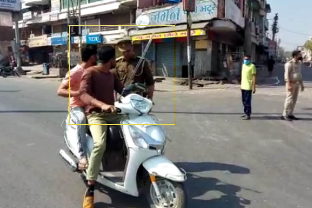 Janata curfew: UP Police did not give flowers to people who got out of the house, slapped