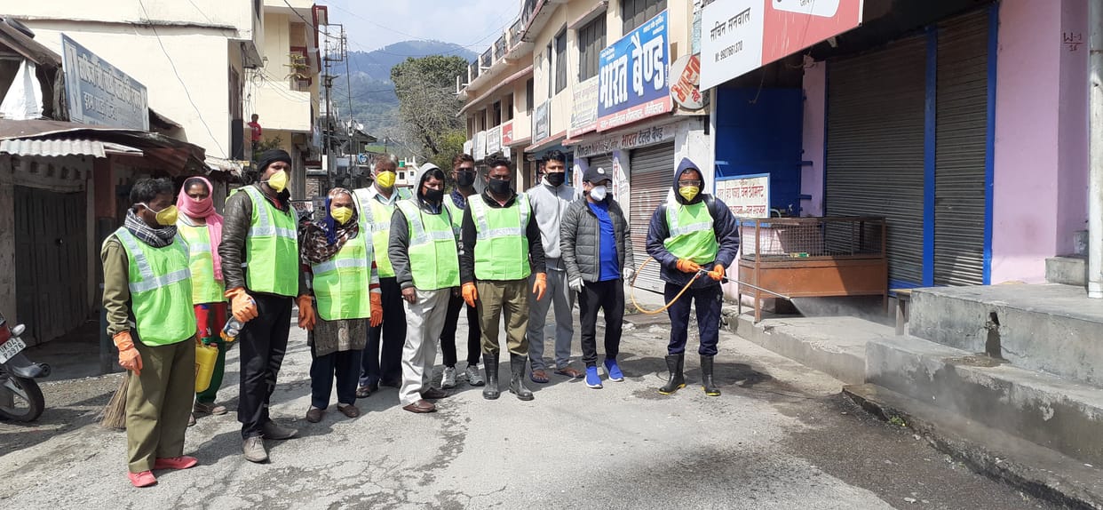 The locals gave full support to the people curfew