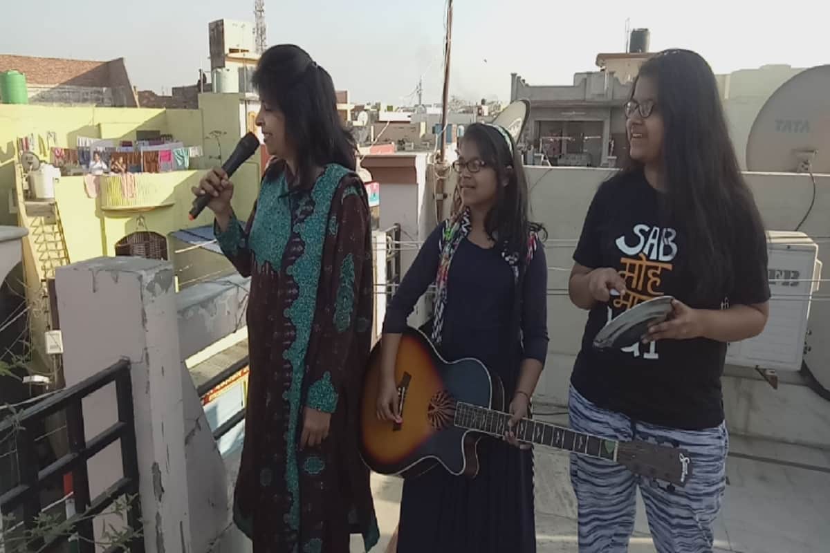 Corona Update, People in many cities including Meerut have supported the Janata curfew