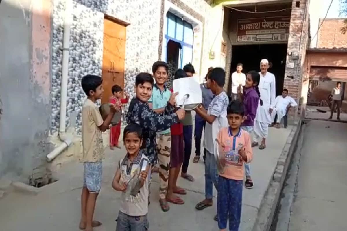 Corona Update, People in many cities including Meerut have supported the Janata curfew