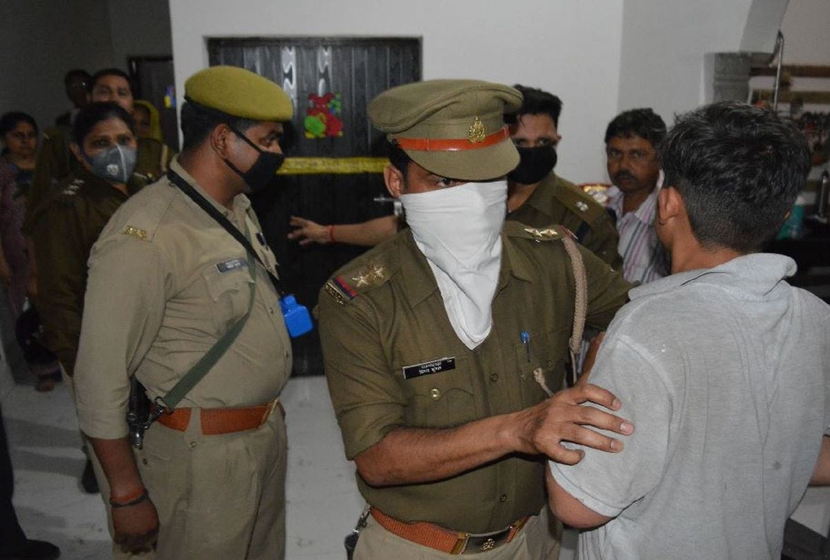young man shot himself after murder of girlfriend in love affair mathura news
