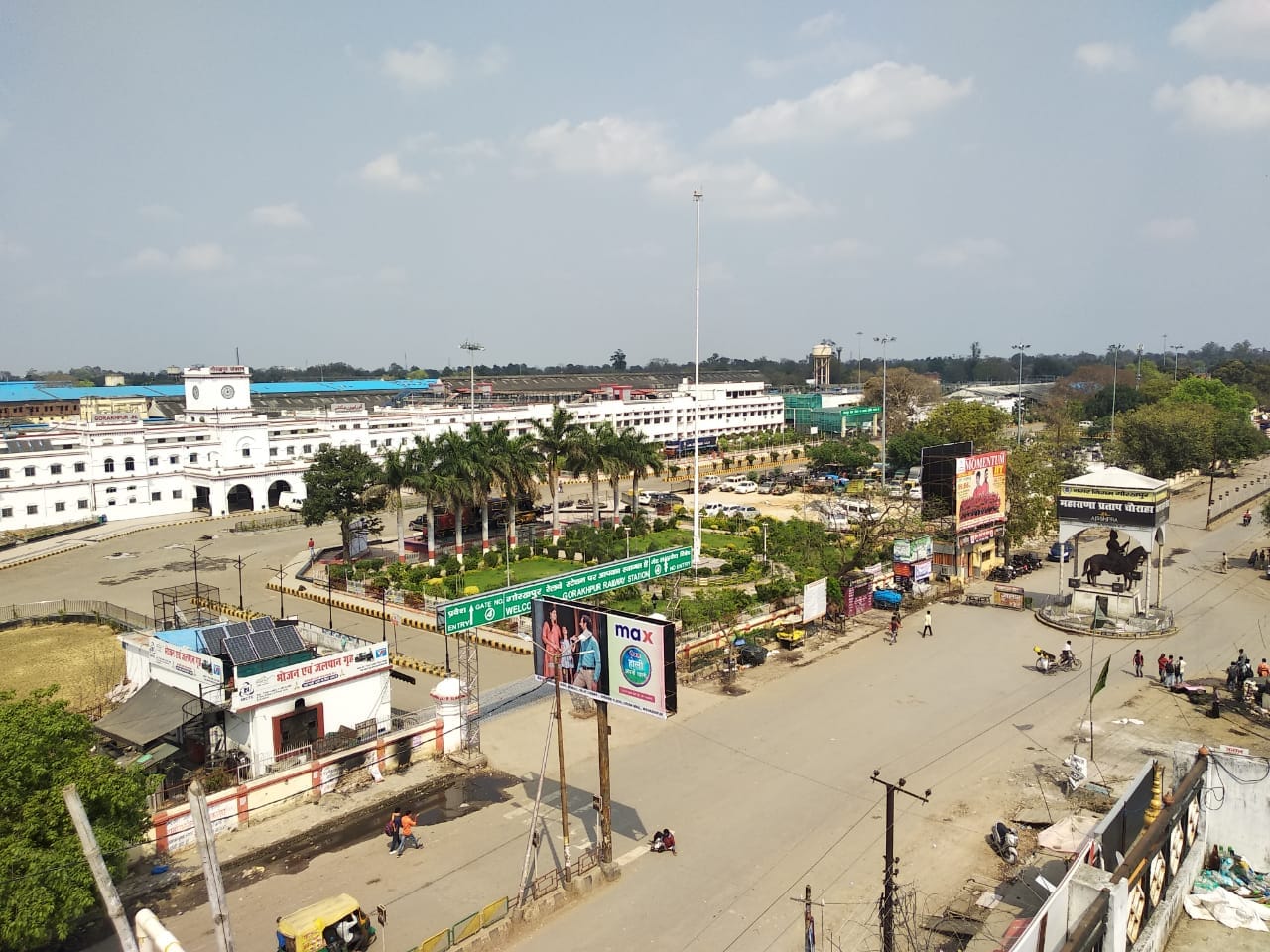 World longest platform NER Gorakhpur railway station special story during lockdown