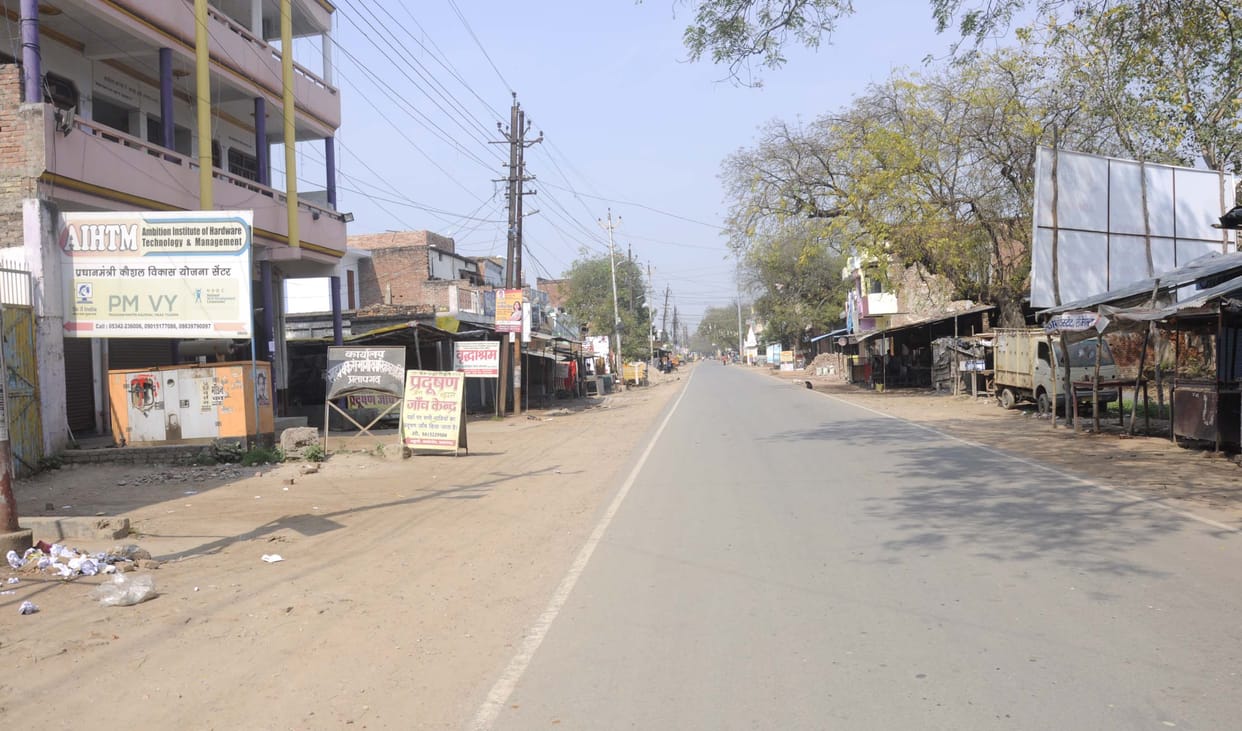 CoronaVirus: Everything closed, silence from city to village