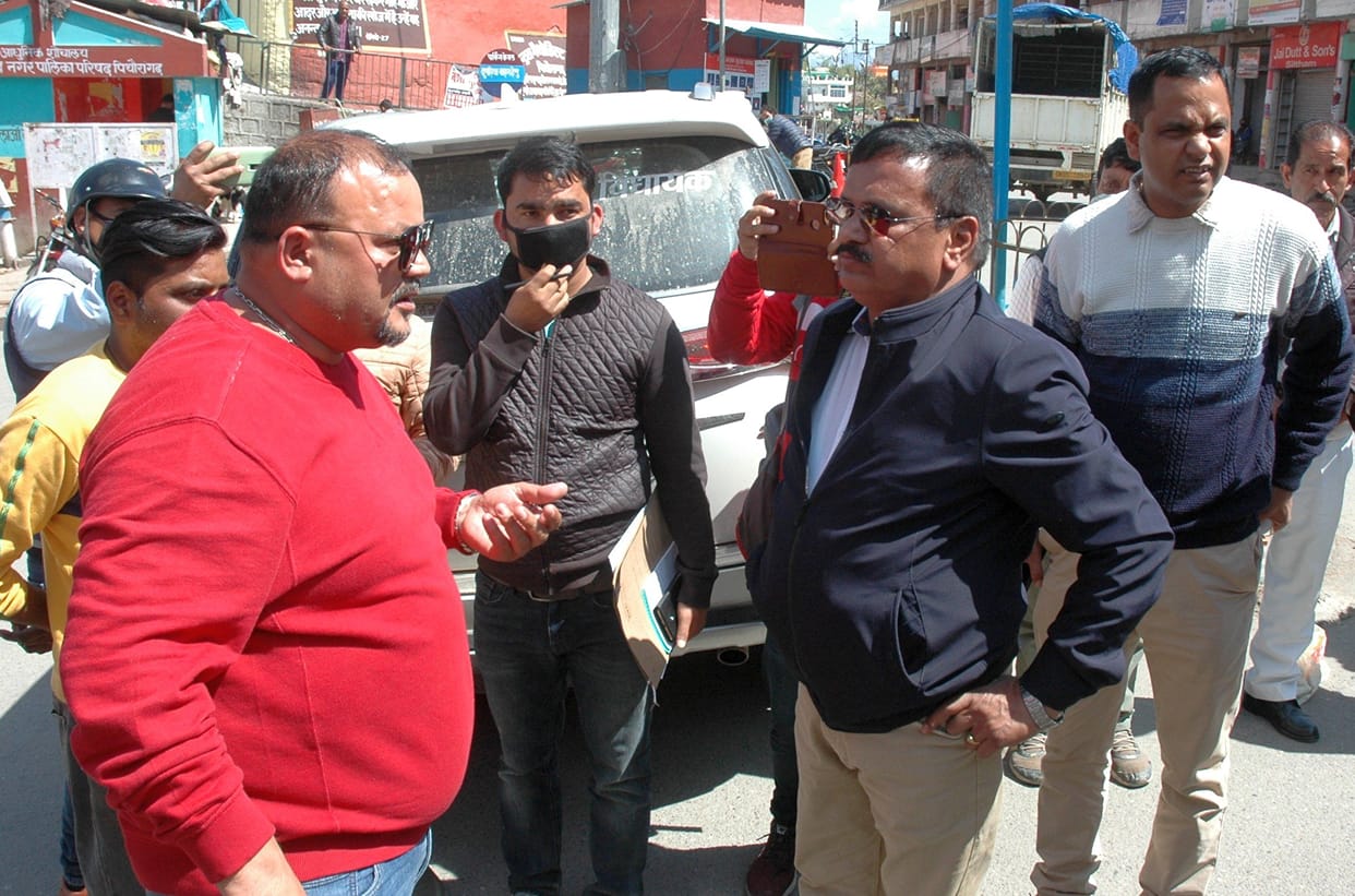 MLA Dhami angry at interrogation after stopping vehicle