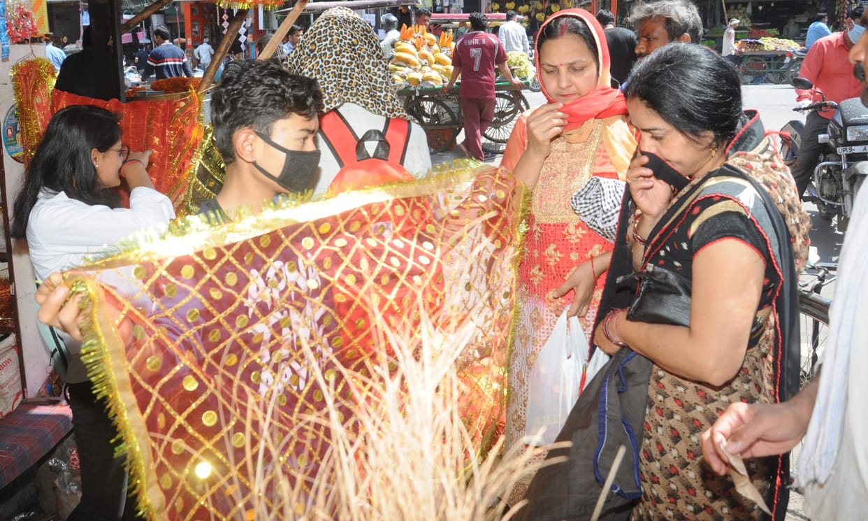 Navratri Durga Pujan will begin with reduced installation