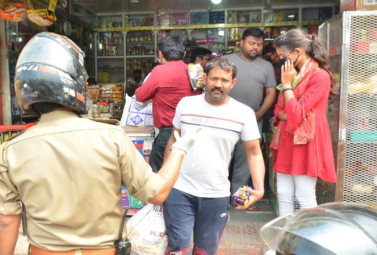 Liquor Shop Will Open Till Seven Pm In Agra From Tuesday