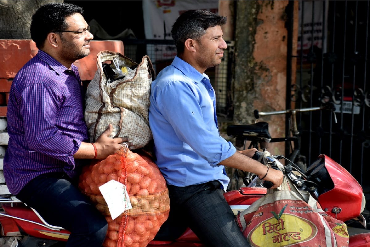 bike and scooty drive without helmet pay double penalty in UP Amendment in Motor Vehicle Act