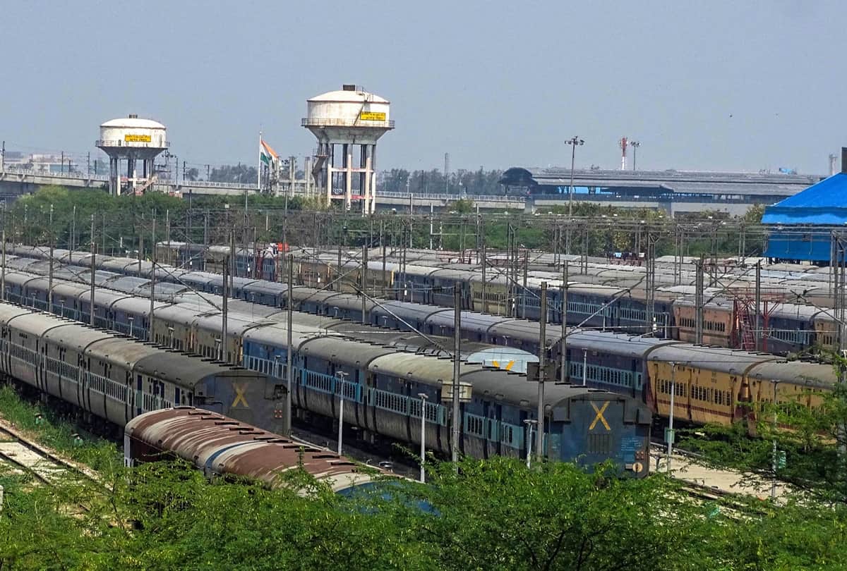 Trains will not stop in cities with corona infection hotspots, travel denied on waiting tickets