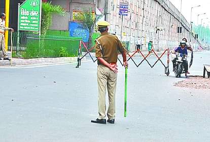 Mini lockdown in agra five hundred fine will charge for wot wearing mask