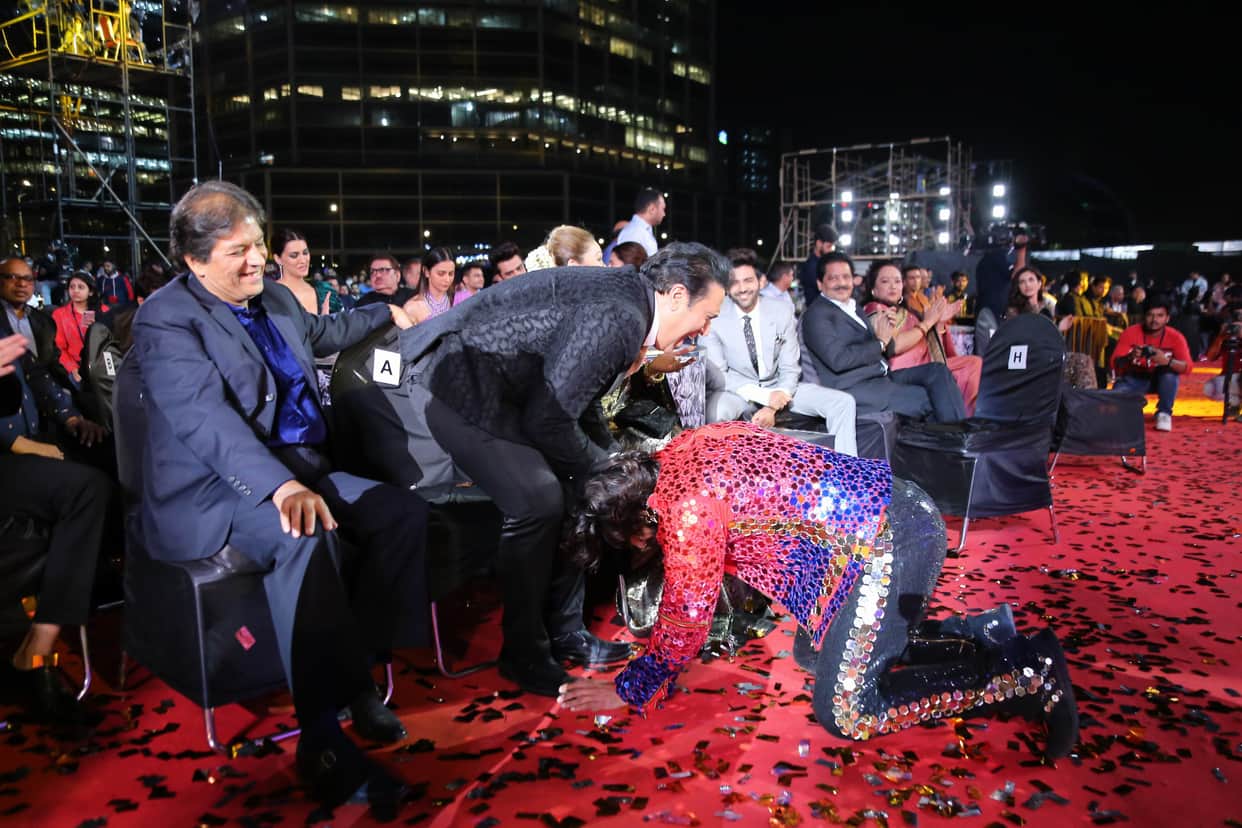 When Ranveer Singh lay on the ground in front of Govinda Zee Cine Awards 2020 CountDown Begins