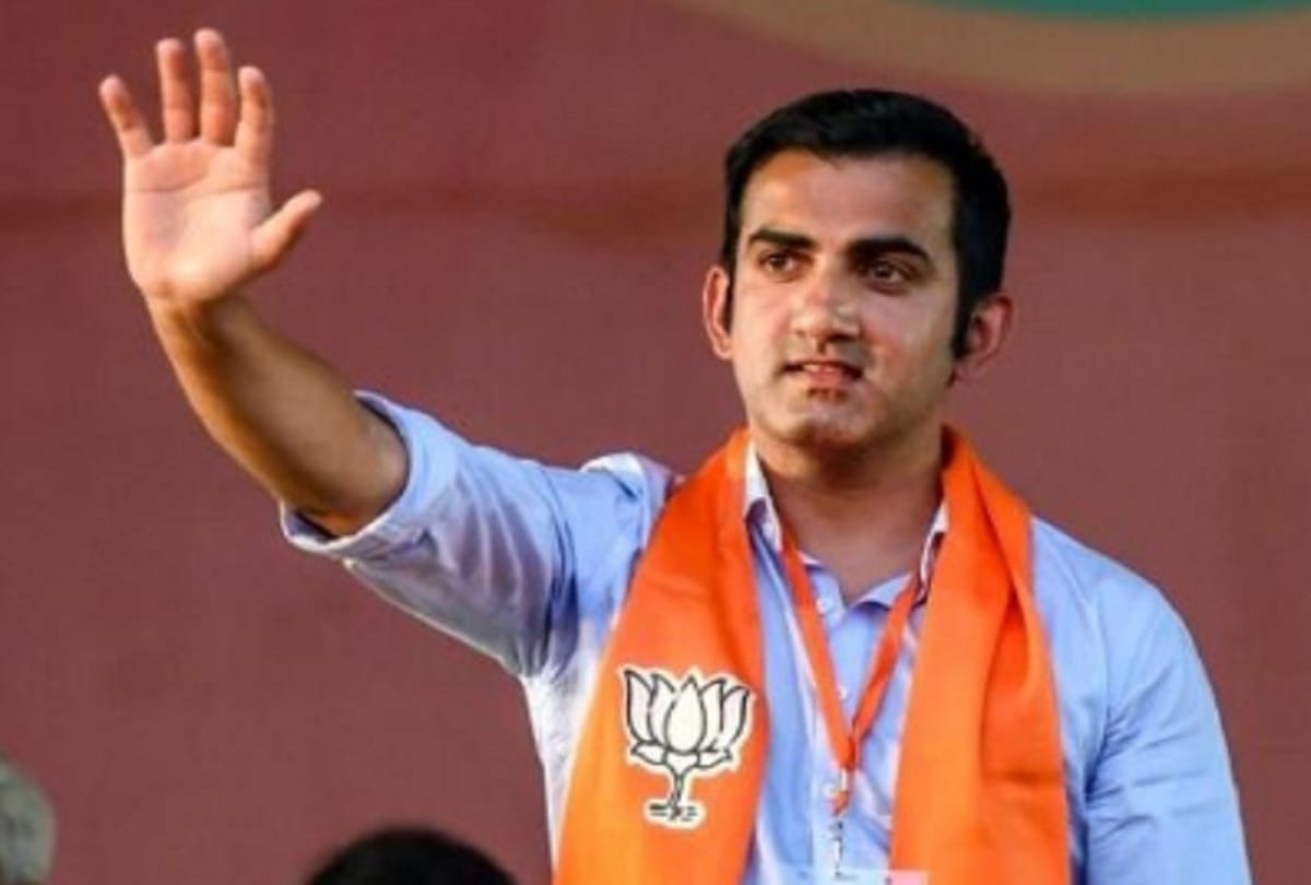 Cricketer turned politician Gambhir pledges Rs 50 lakh for COVID-19 treatment equipments