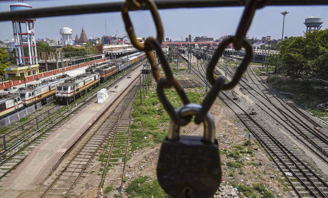 Lockdown in West Bengal, eight trains canceled