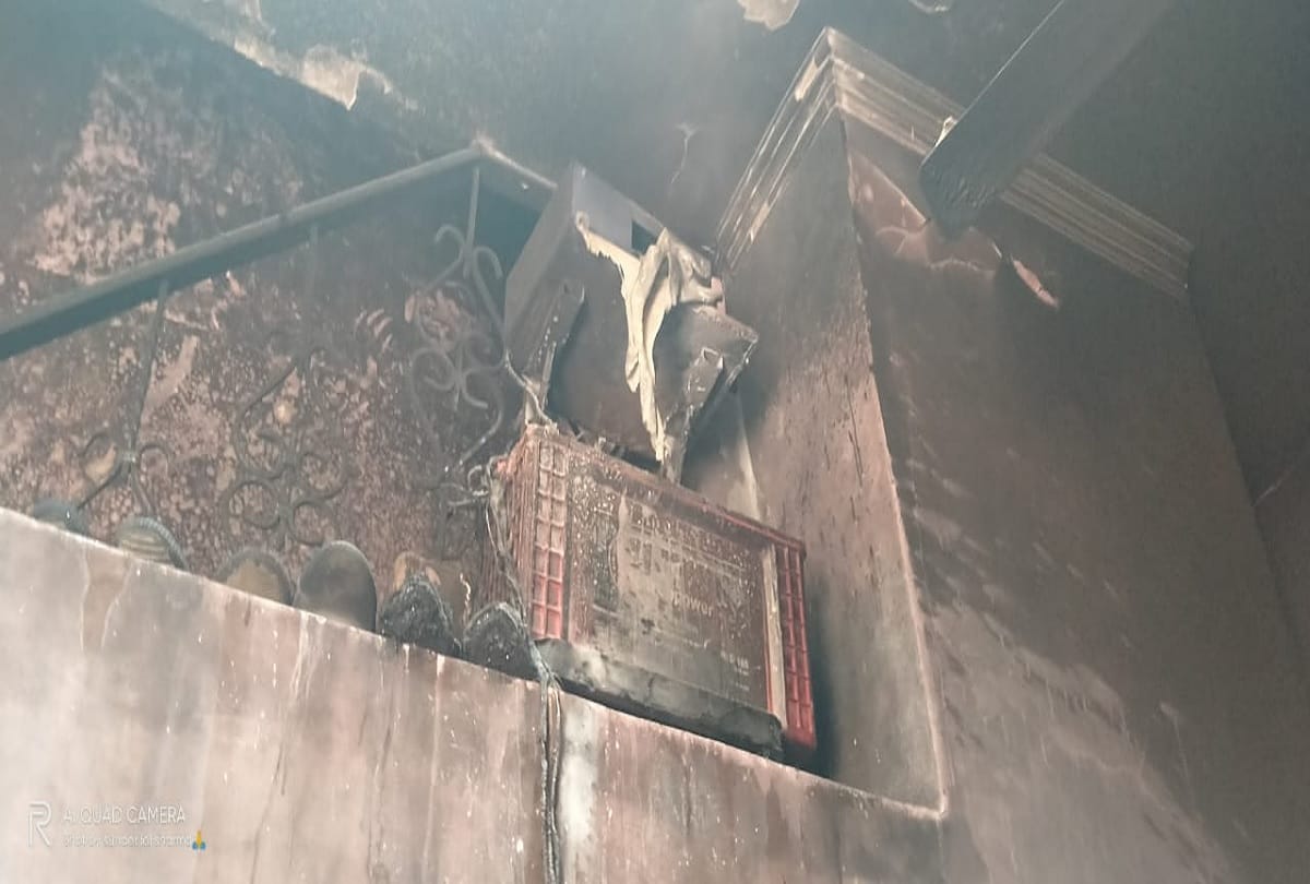 Two women injured in inverter blast in greater noida home