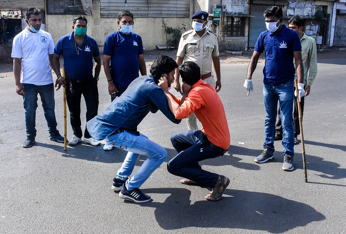 India Lockdown in pictures live: Corona virus In Delhi UP Maharashtra MadhyaPradesh Rajasthan Kerala Karnataka Bihar