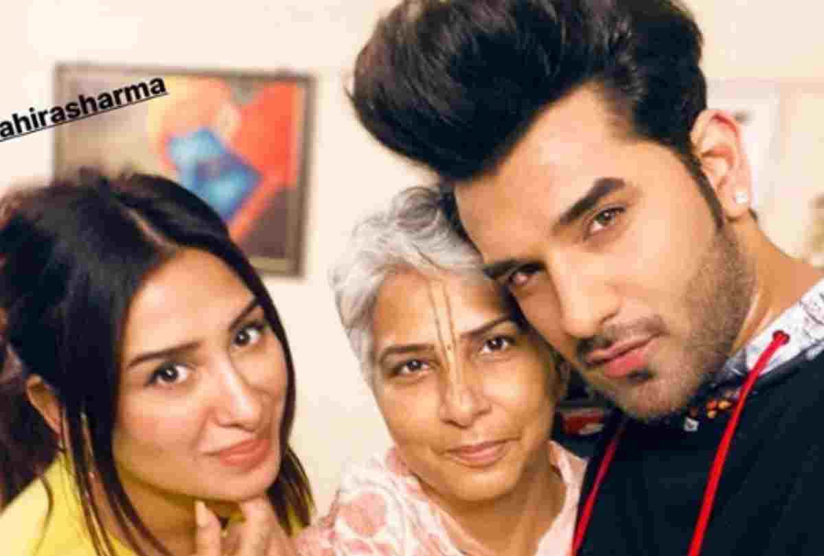 bigg boss 13 mahira sharma meets paras chhabra mother fans reaction