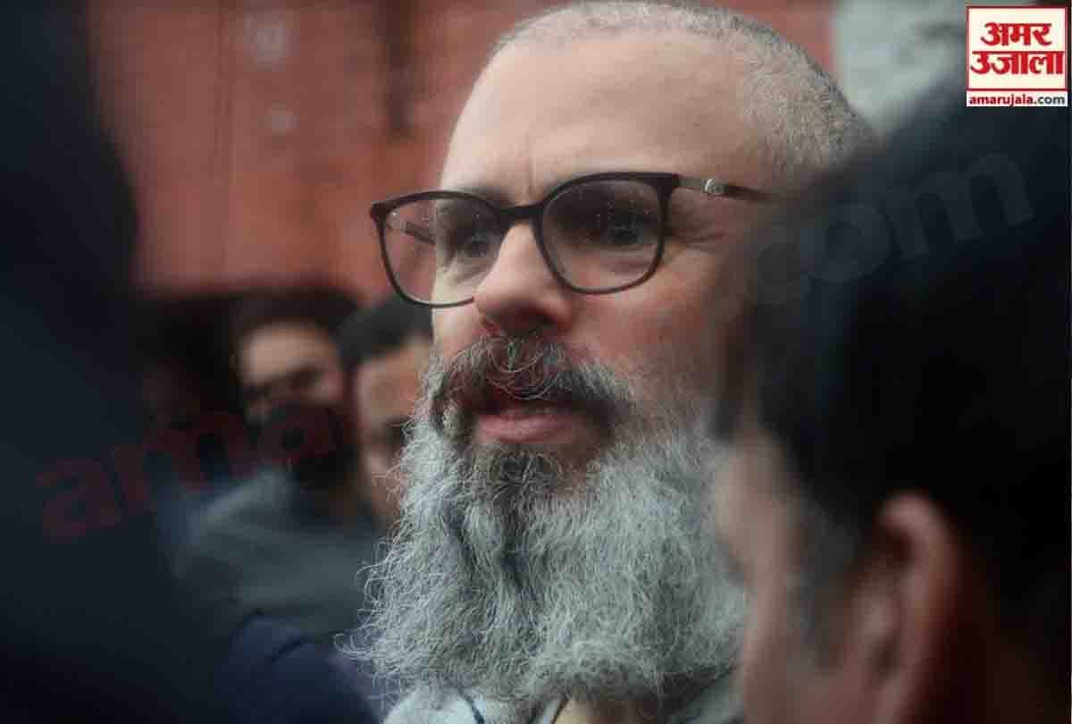 Omar Abdullah News in Hindi: omar abdullah released, farooq abdullah said i am very happy
