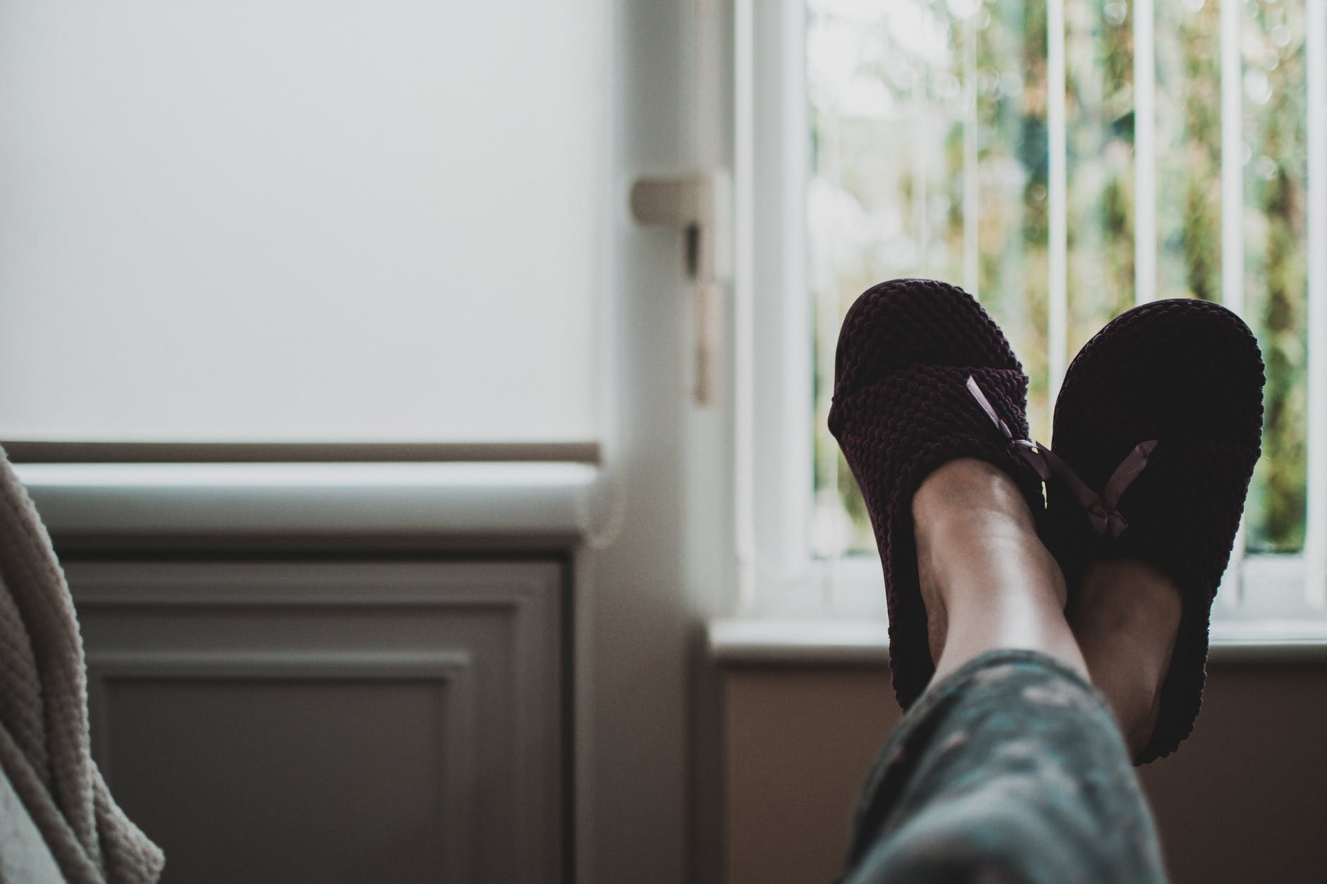 what can cause bones and joints to weaken, avoid these habits