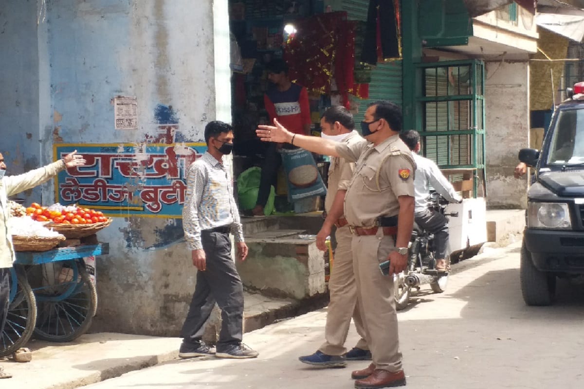 Lockdown Update News in Hindi, Two corona positive patients have been found in western UP