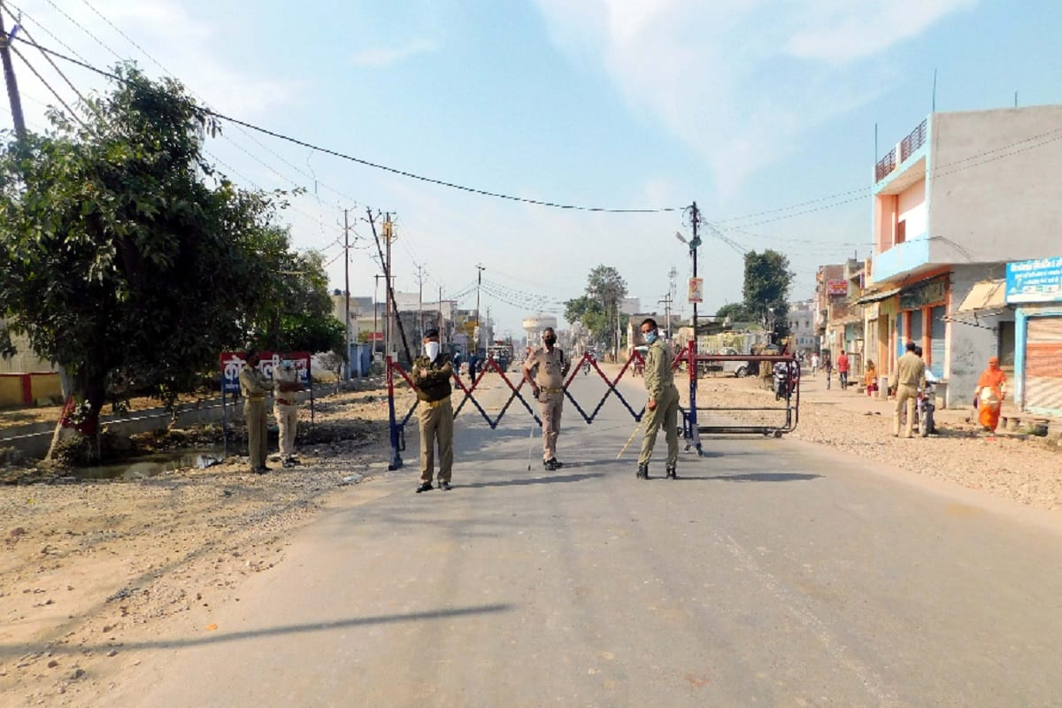 After rise in Corona cases Karnataka again closed the borders with Kerala
