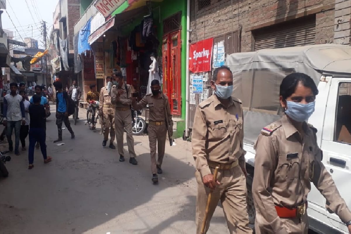 The corona victim was living in the house for the last 10 days in Shamli of Uttar Pradesh