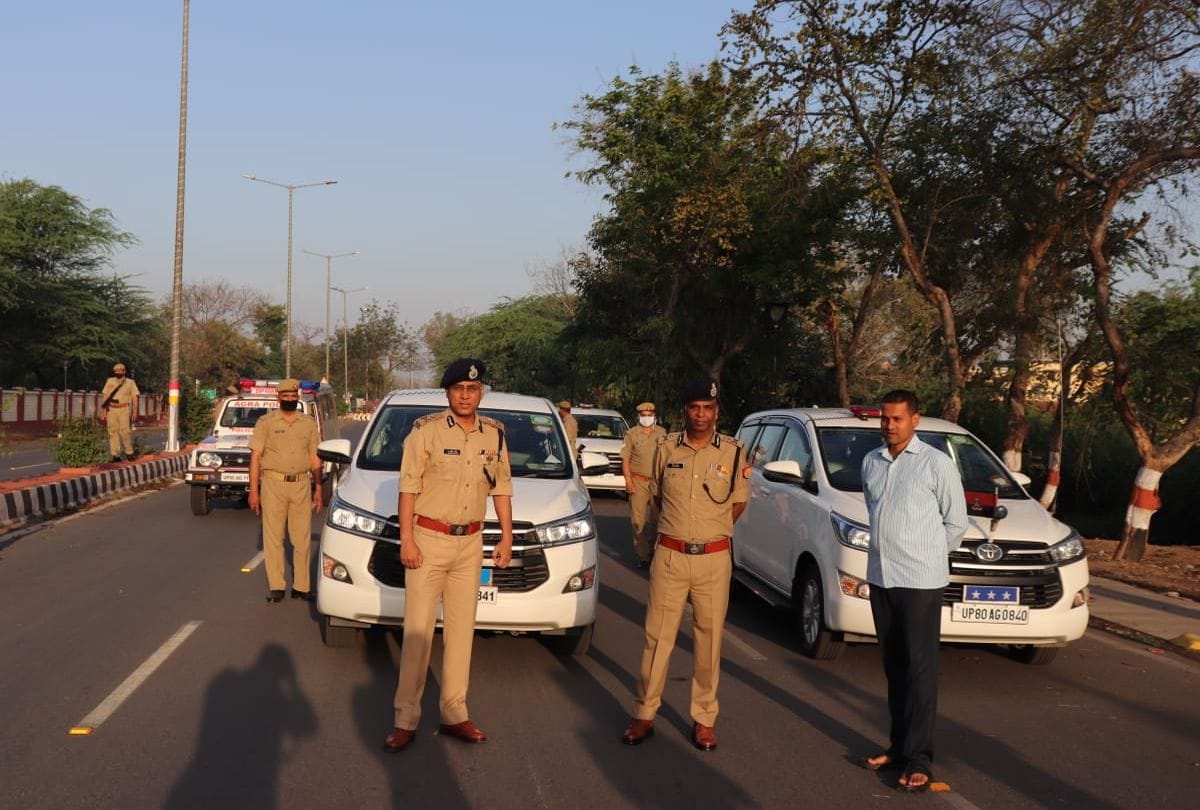 Agra Police Officers Check On Road In LockDown