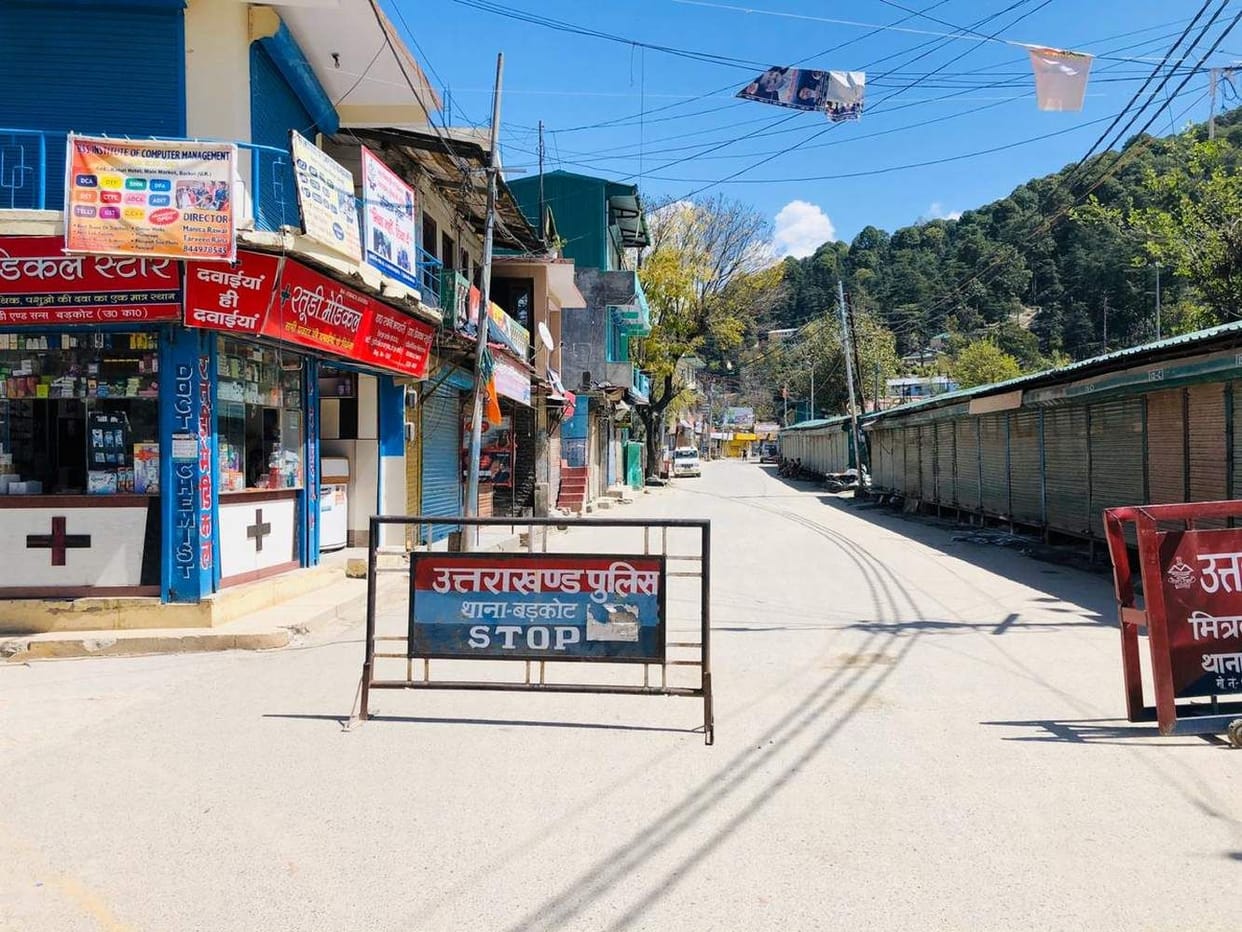 foreign tourists stranded in Uttarkashi due to lockdown