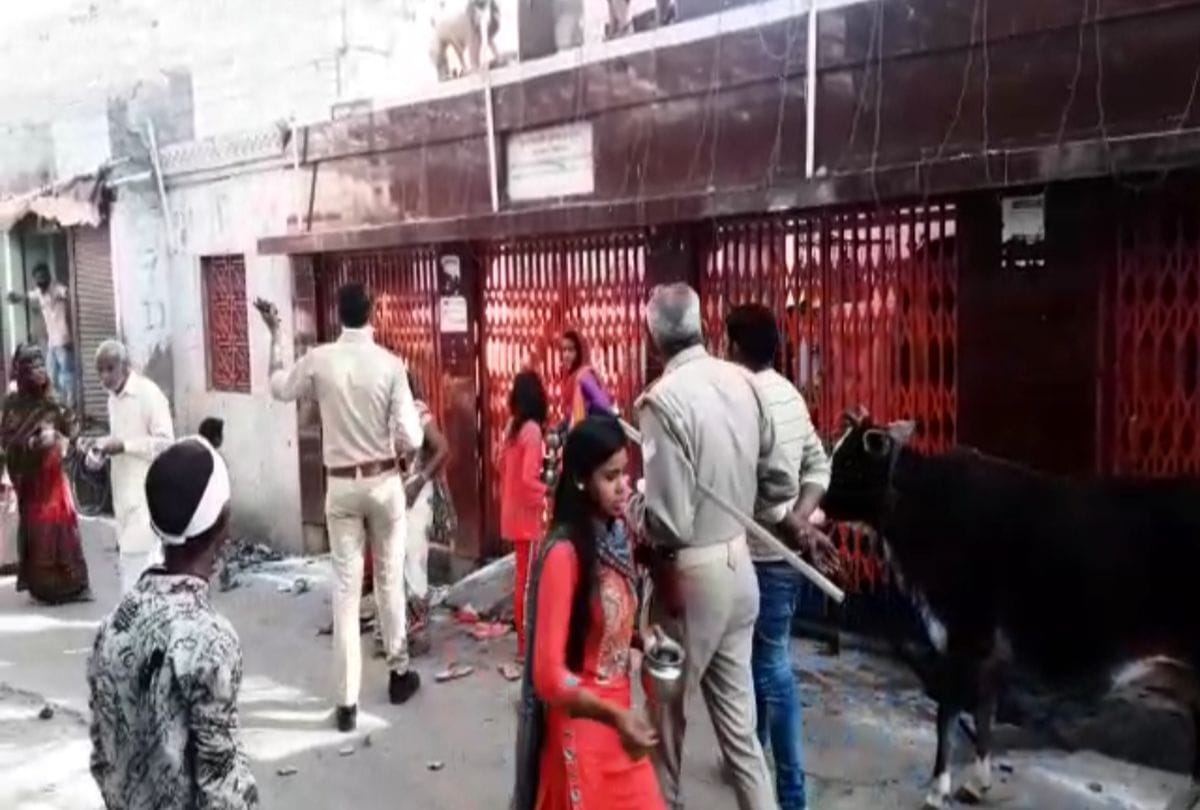 Lockdown In Firozabad Poja In Navratri Police Take Action