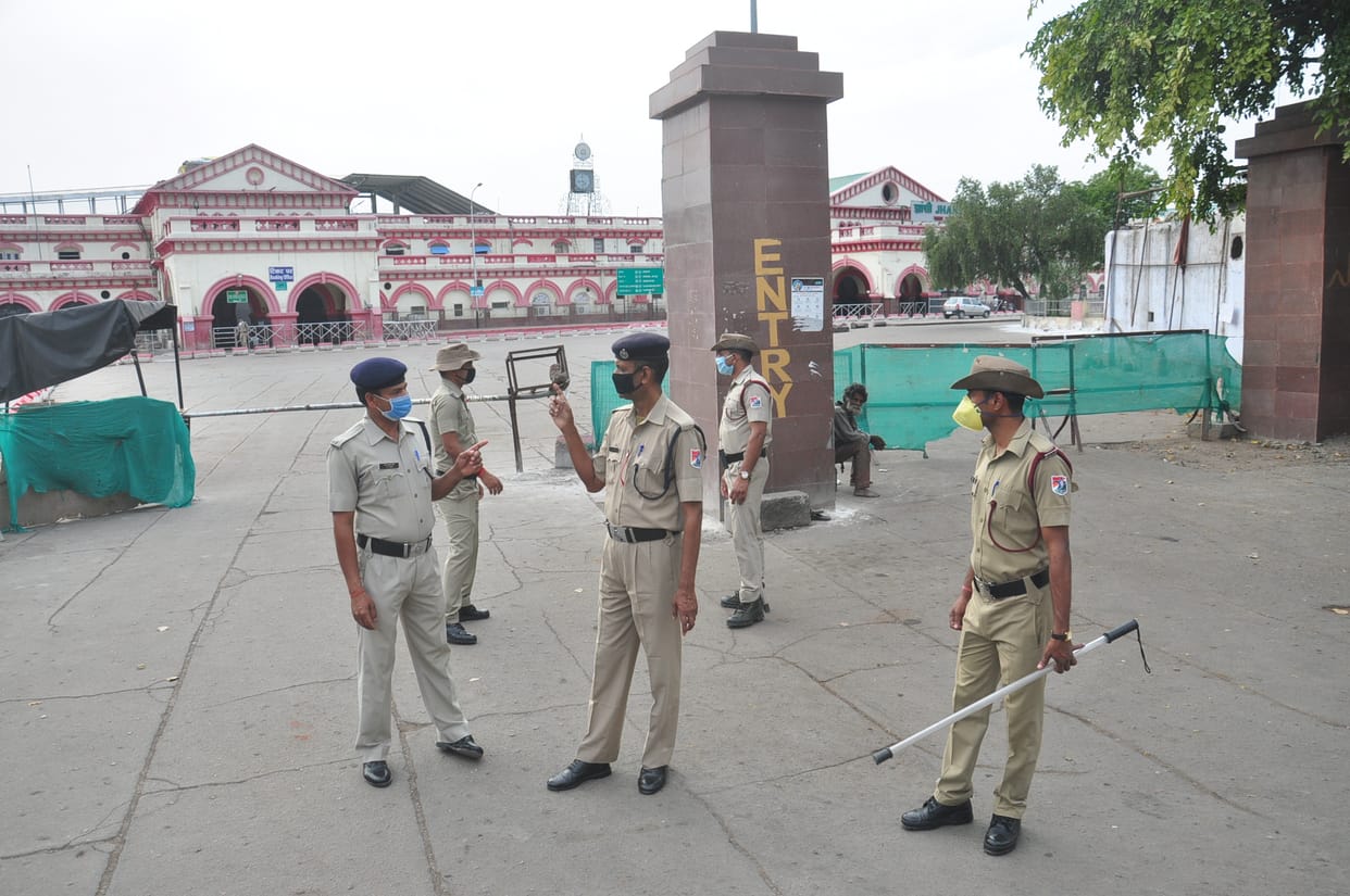 railway station sealed