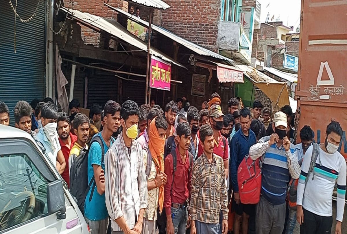 coronavirus update in kanpur: Police caught 70 people hiding in a container