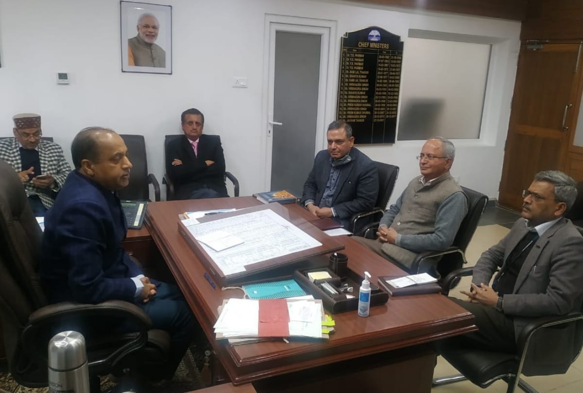 Curfew in Himachal Pradesh (HP) News in Hindi Cm jairam thakur meeting with officers