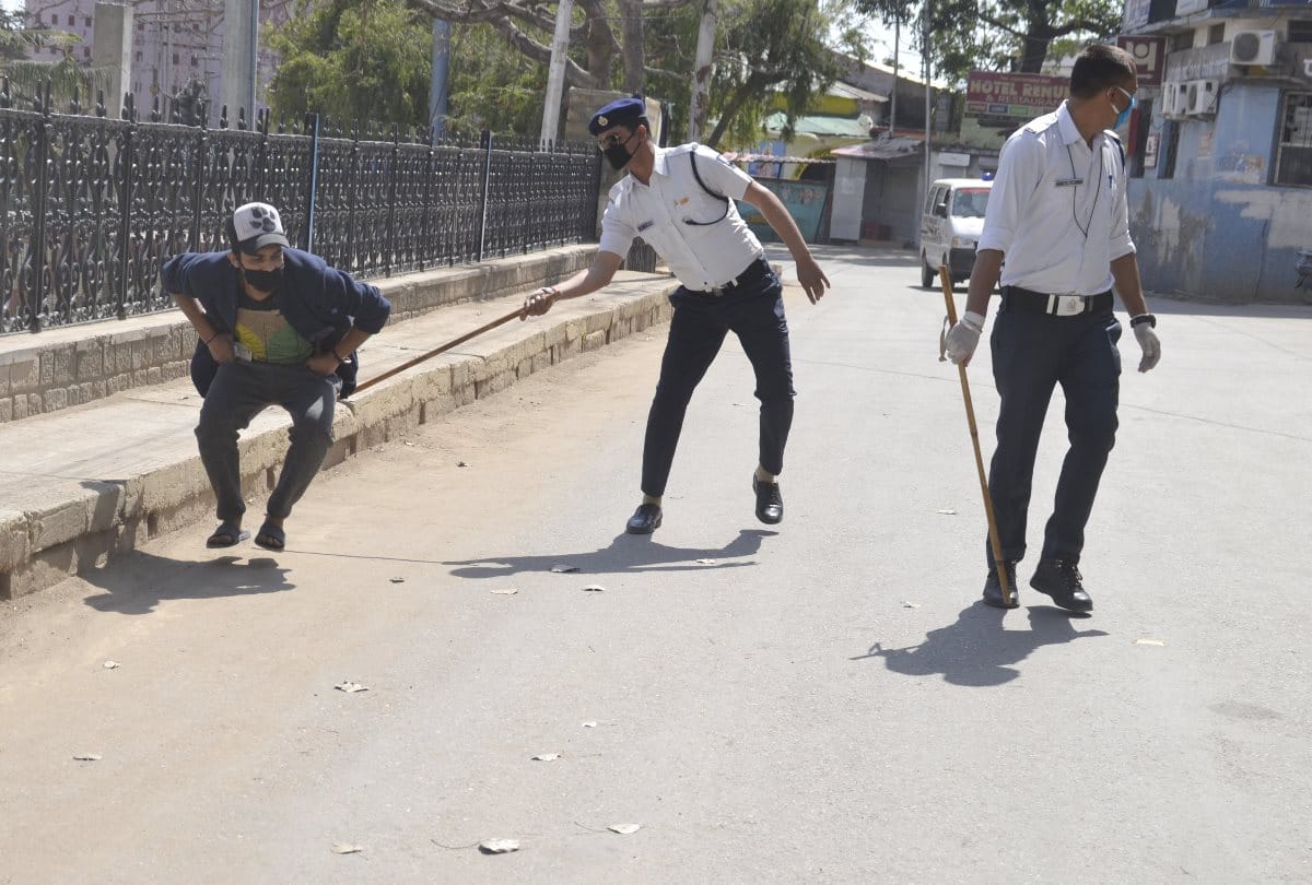 Curfew in Himachal Pradesh (HP) News in Hindi  Murga punishment in sirmour