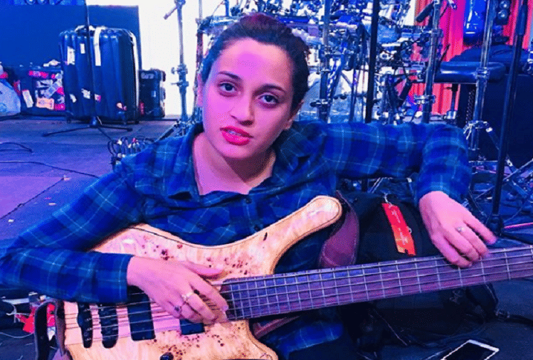 coronavirus due singer shweta pandit stuck in italy missed family