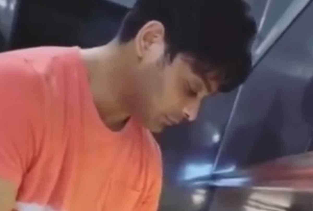 bigg boss contestant sidharth shukla to arti singh make cooking during lockdown