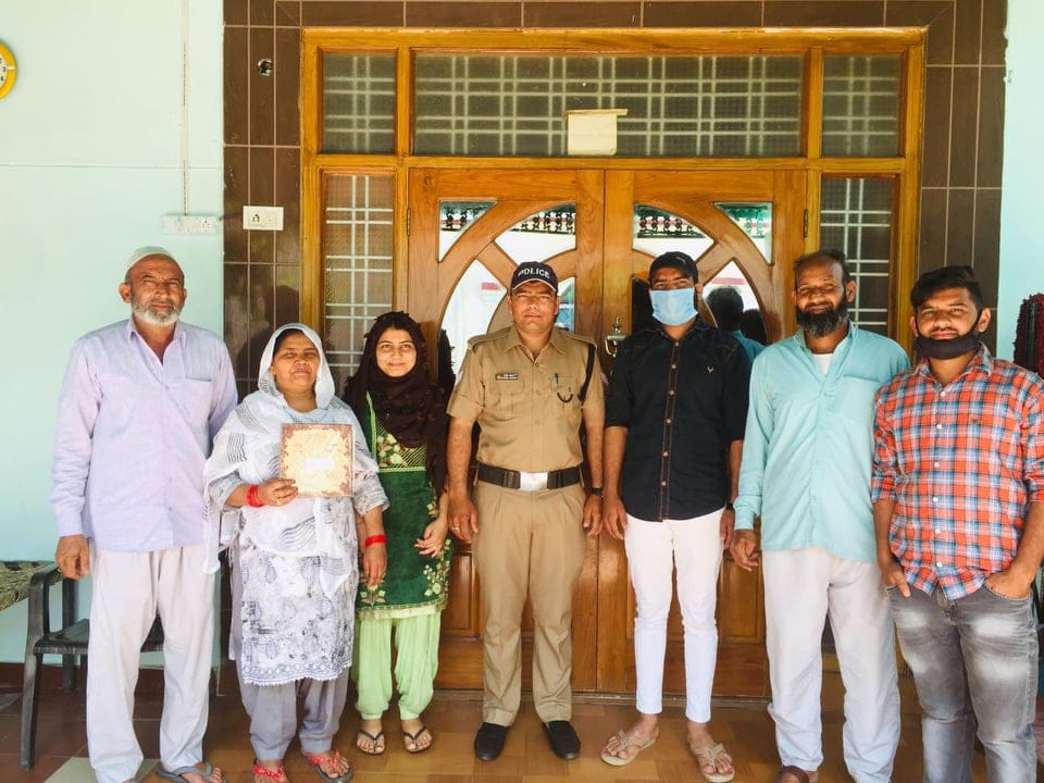 Coronavirus in Uttarakhand: constable cancelled his Sisters marriage and return to duty