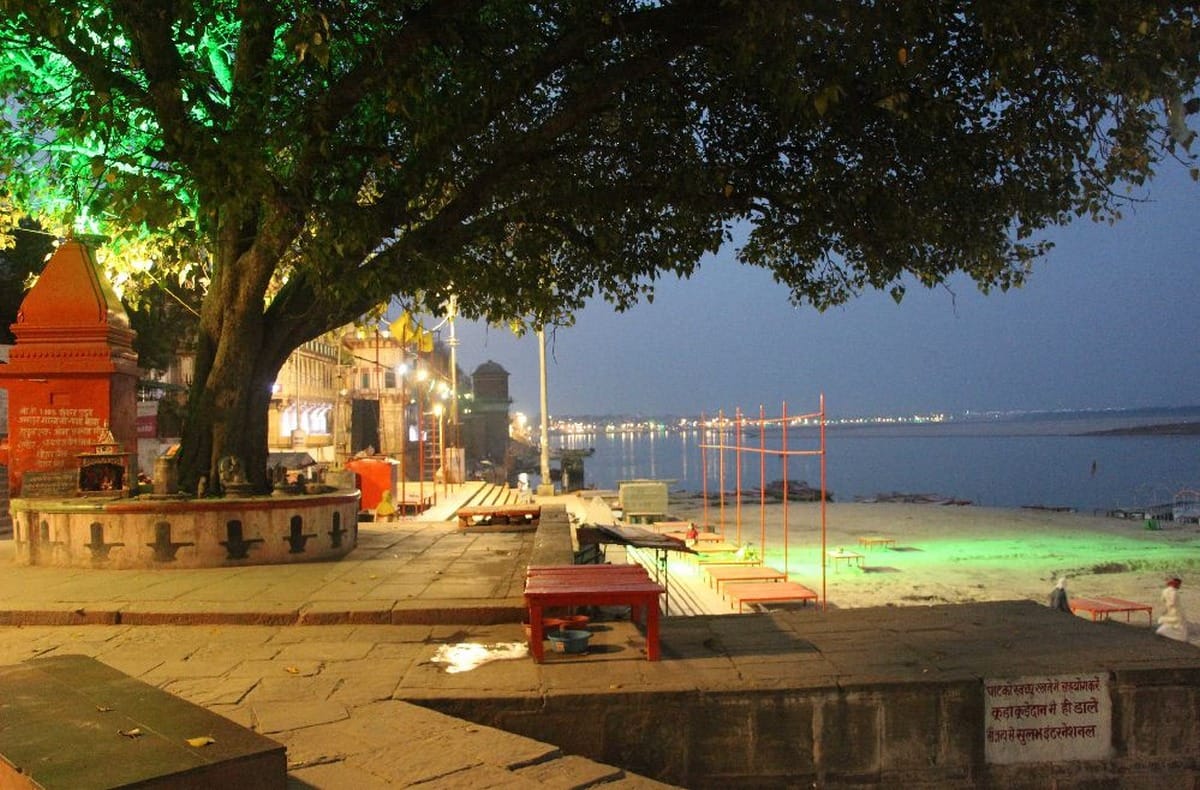 coronavirus lockdown in varanasi places are empty silence where rush crowded assi ghat ganga
