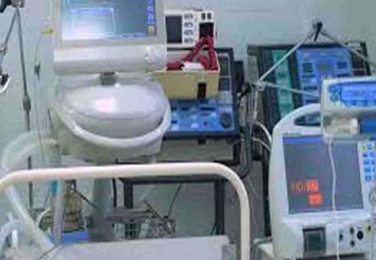 coronavirus news in kanpur, Youth and girl returned from Canada admitted to IDH