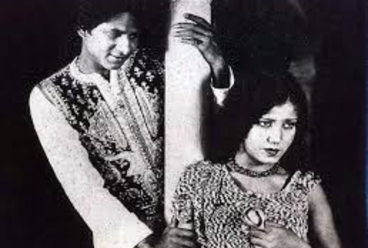 actress of first talking movie alam ara