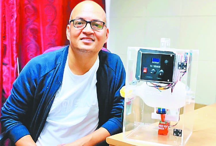 Coronavirus, PGI Chandigarh Doctir Rajiv Chauhan Invents Ventilator Option
