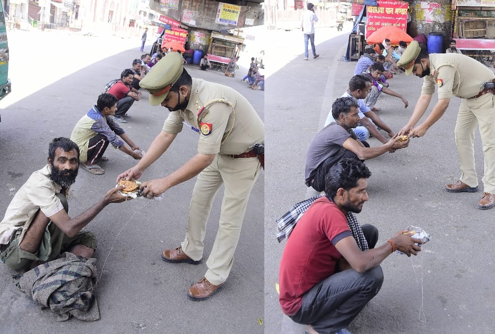 Police is helping poor people in Lucknow.