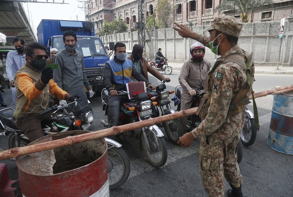 Pakistan calls for Army to tackle Coronavirus outbreak after confirmed cases cross 1500