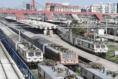 Indian Railways to begin passenger train services IRCTC ticket bookings open from 11 may 2020